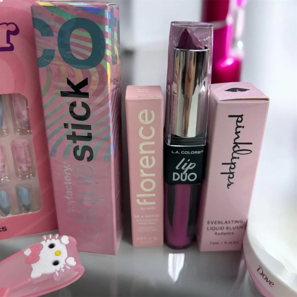 Crème Hello Kitty and more Beauty and Skincare bundle of 20pc NIP - Picture 4 of 7